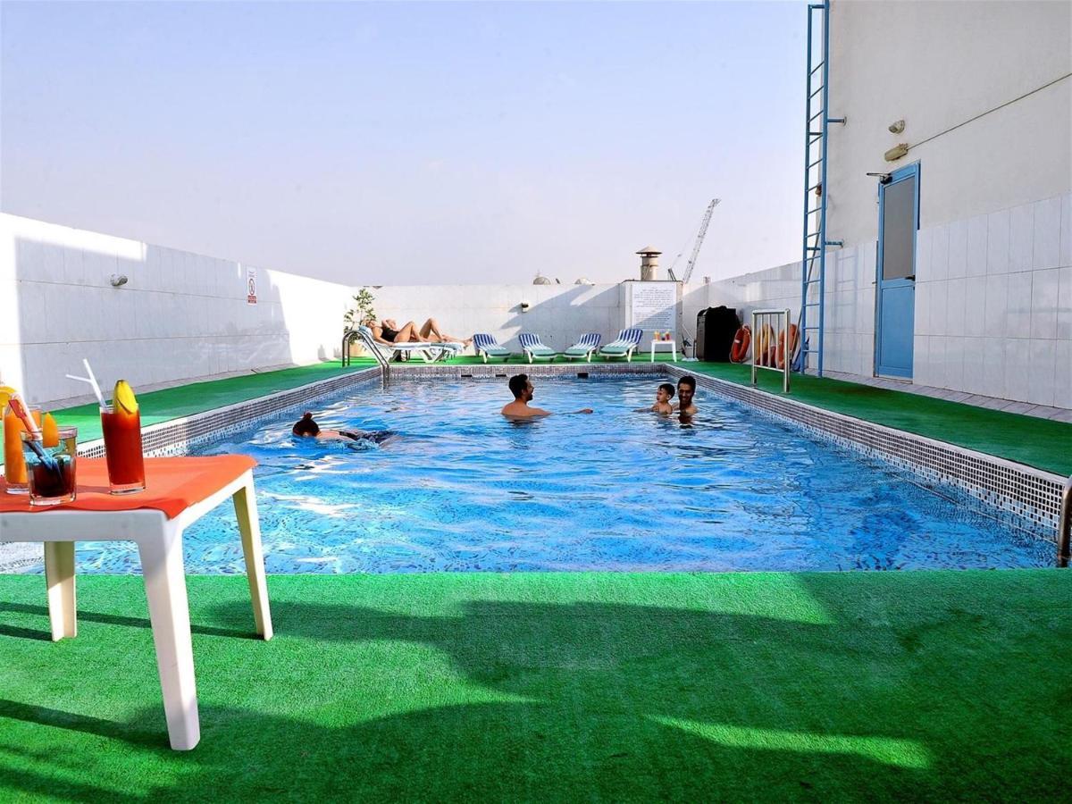 Signature Inn Hotel Deira Dubai Exteriör bild